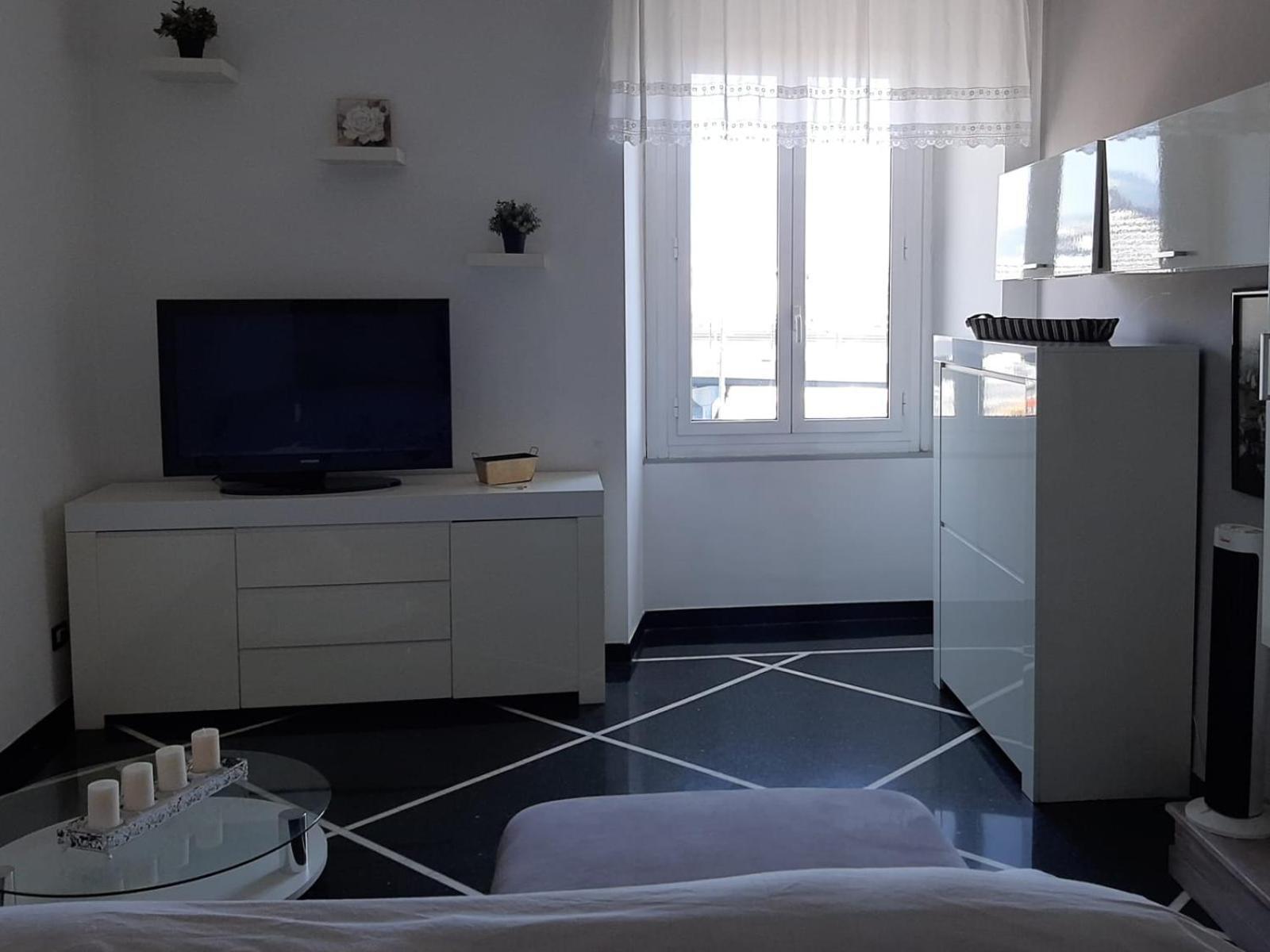 Cruise Terminal Casa Dallo Zio 150 Mq Apartment Genoa